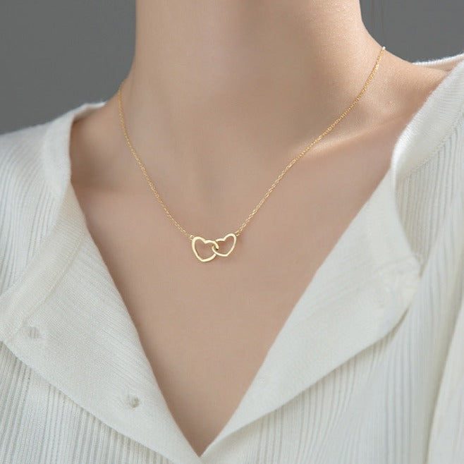 Vereeuwigd Roos met Gegraveerde Hartenketting